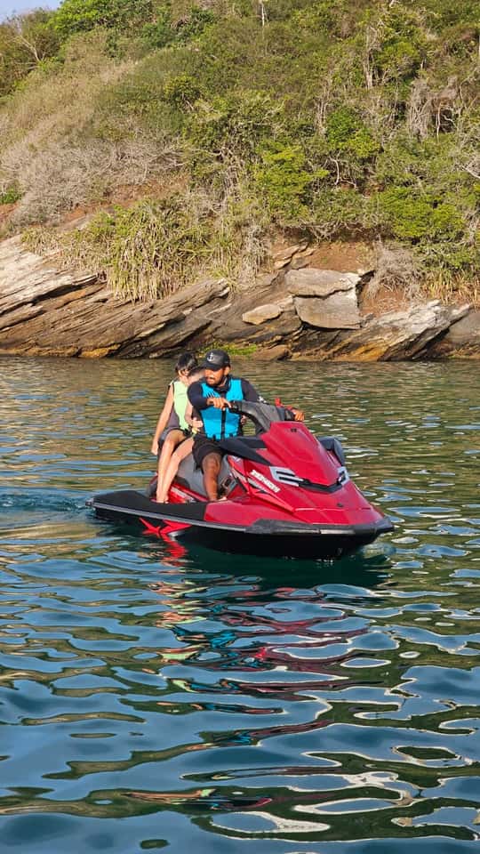 Foto - Aventura de Moto Aquática em Búzios